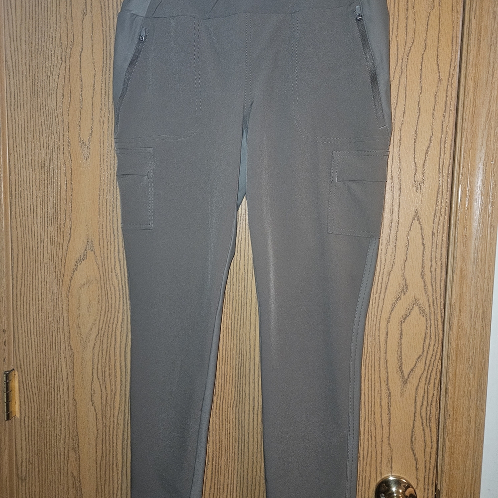 Avalanche Women's Olive Joggers